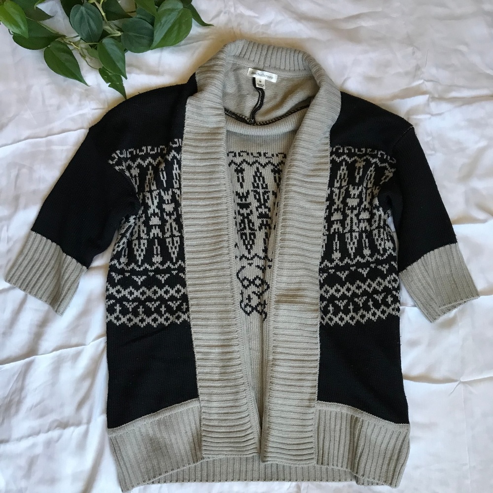 🌨 John Paul Richard Black and Gray Cardigan